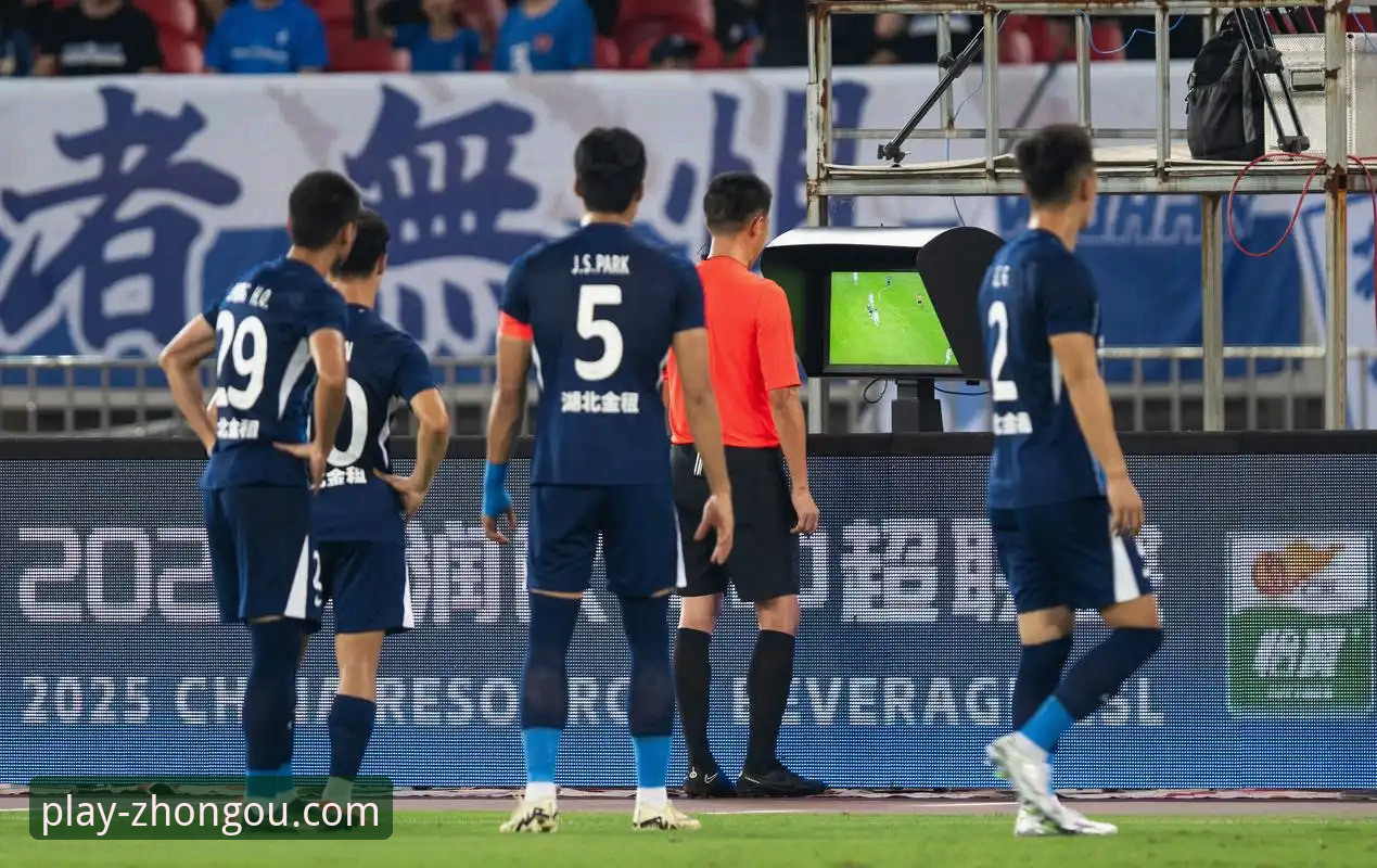 青岛海牛逆袭上海海港：一场关于耐心与策略的实战分析，为中欧体育赛事推荐提供新视角